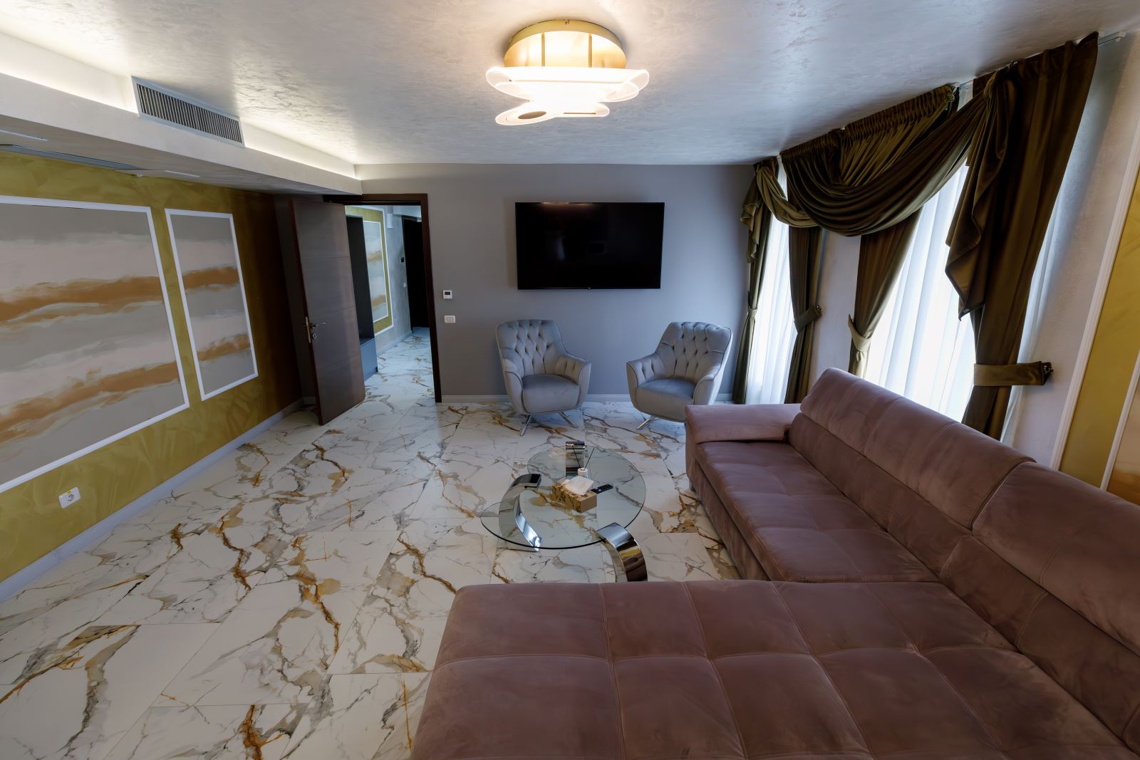 Camere - 66