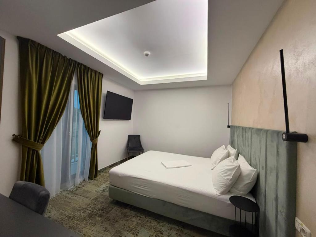 Apartament un dormitor si living 